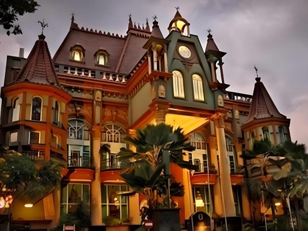 Gajahmada Graha Hotel Malang Eksteriør billede