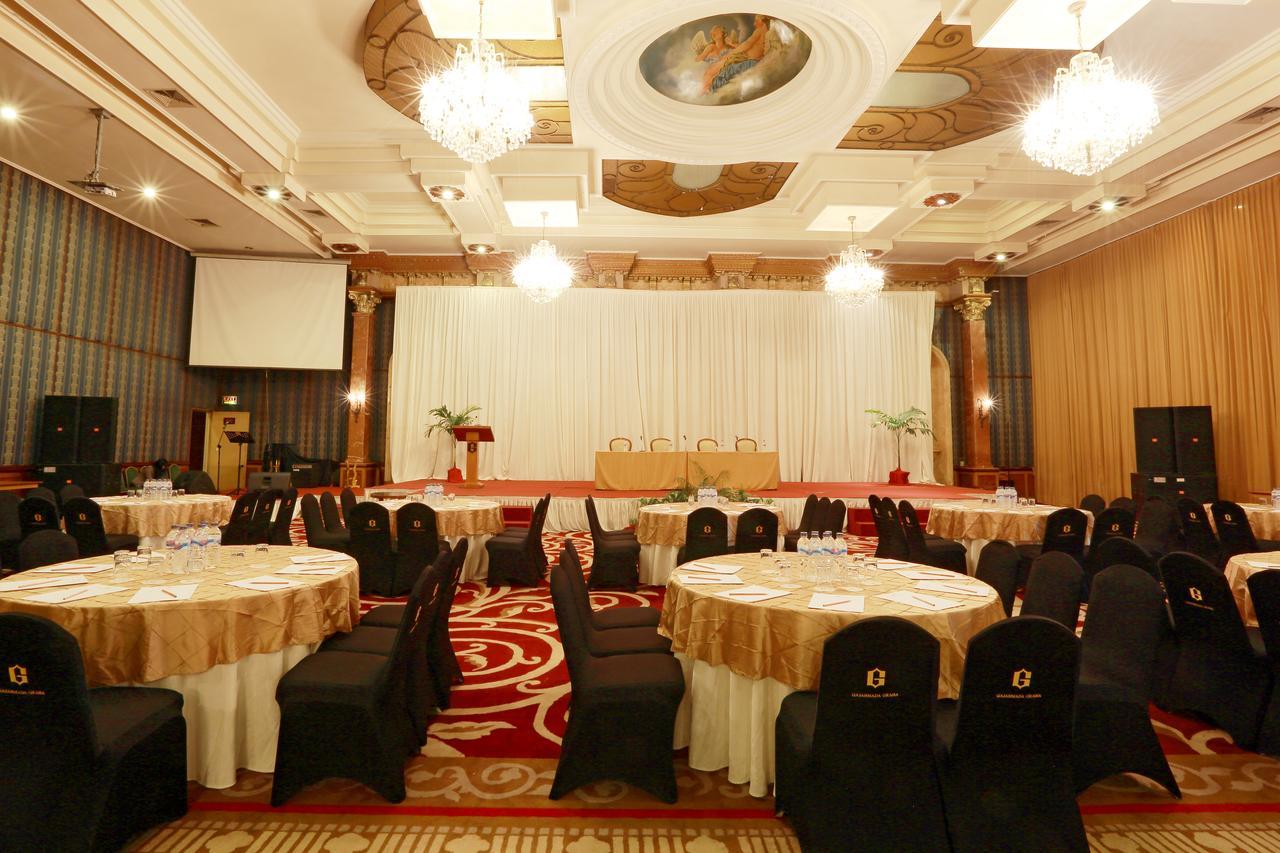 Gajahmada Graha Hotel Malang Eksteriør billede